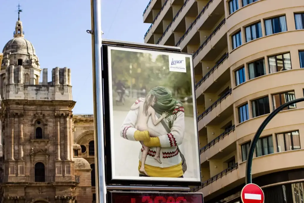 Lenor – Hugged